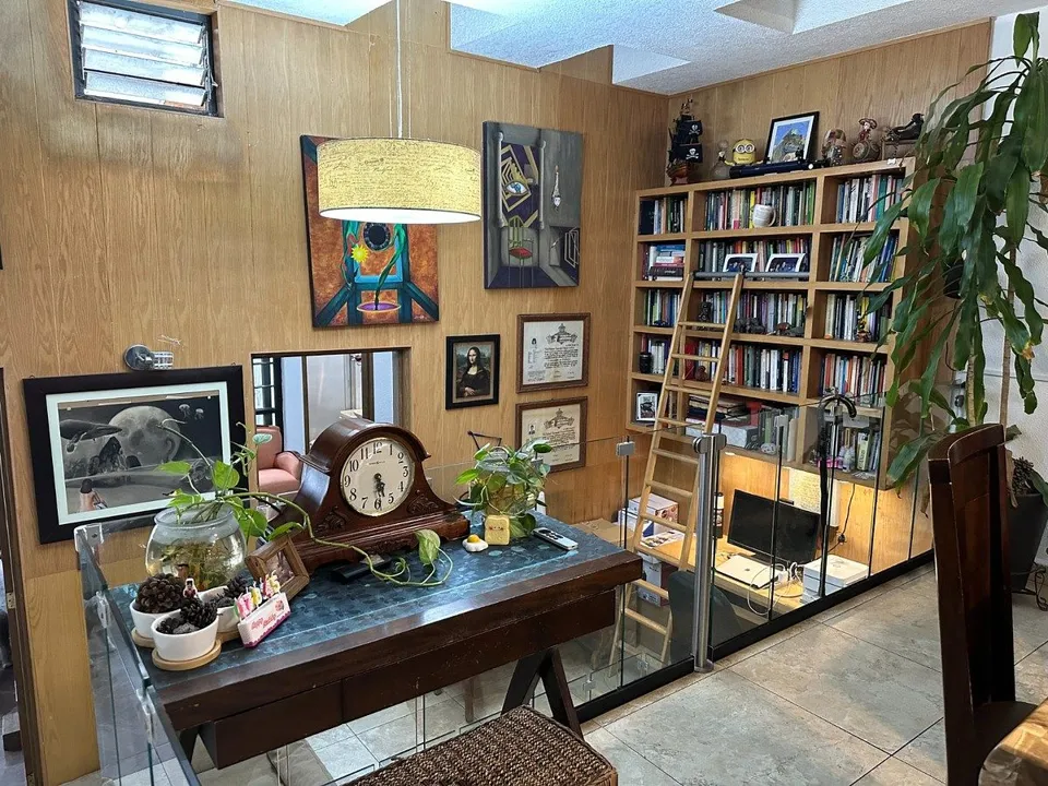 Casa con Depa Independiente en Renta — Col. Independencia, 4 Rec (3+1) + Depto,