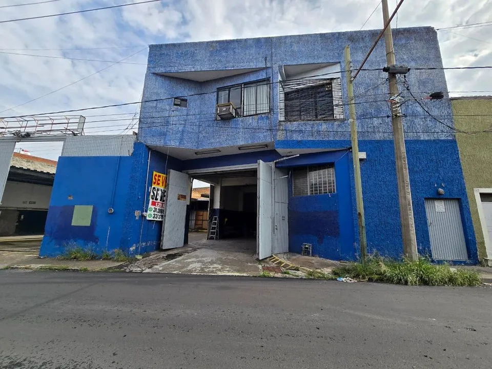 Bodega Comercial Colonia La Perla 1250m2